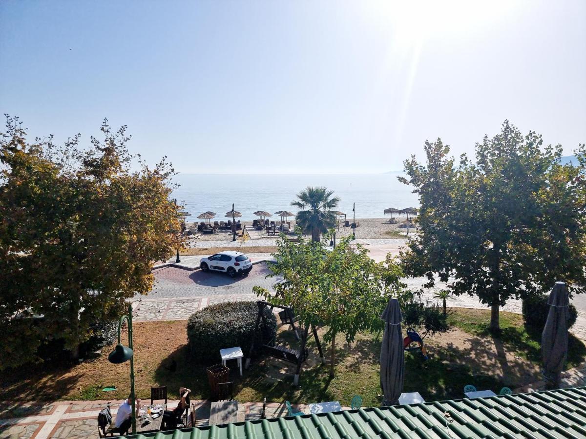 Vrasná Sophia Seaview Suites & Restaurant מראה חיצוני תמונה